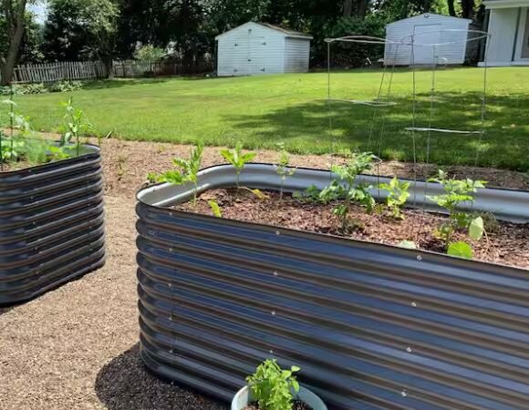 Metallist peenrakast GroVegz suurus L tumehall